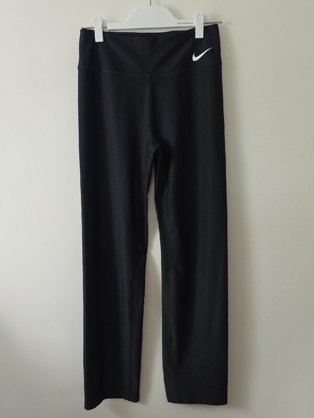 Nike Dri-Fit Black Athletic Leggings - Straight Fit Comfort Stretch Medium